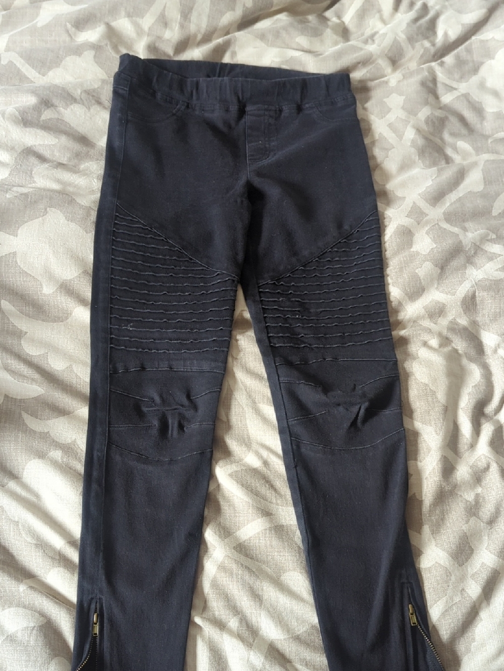 Umgee Black Ribbed Knee Leggings